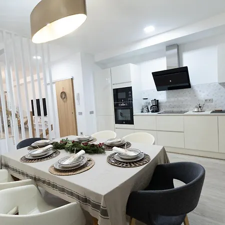 Tita بيت للعطل